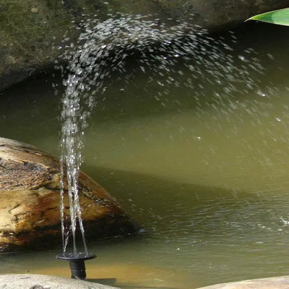 Solarbetriebener Vogelbrunnen